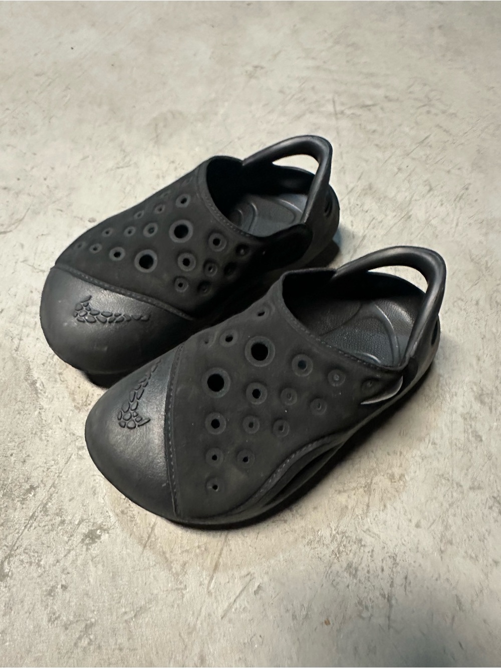 Nike Kids Black Slip-On Clog Sandals with Heel Strap